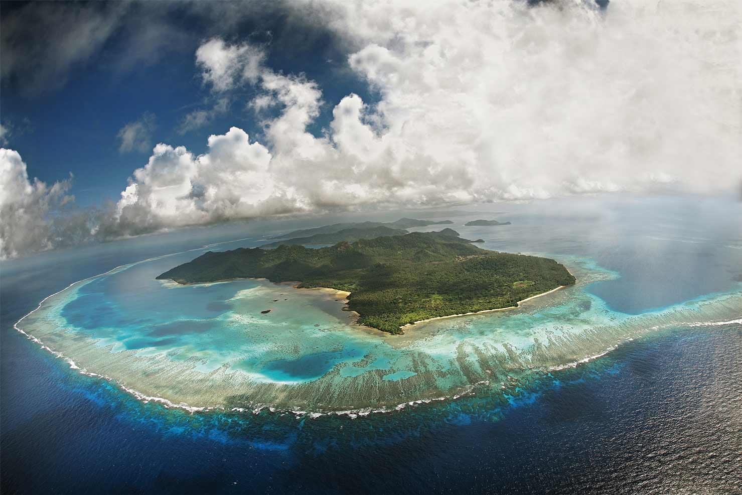 Океания Фиджи. Остров Лаукала Фиджи. Остров Вануа-Леву Фиджи. Остров.