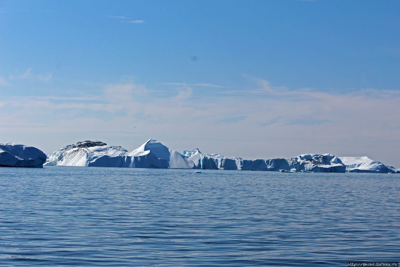 Самый большой остров северного ледовитого. Острова Северная земля. Бухта Гренландия Севастополь. Остров Гренландия животные. Канадский остров в Северном Ледовитом океане.