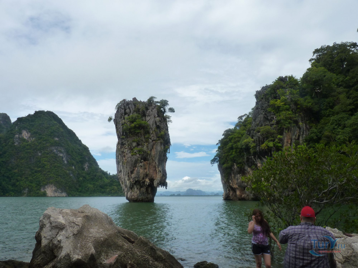 Остров Тайланде грибовидная скала