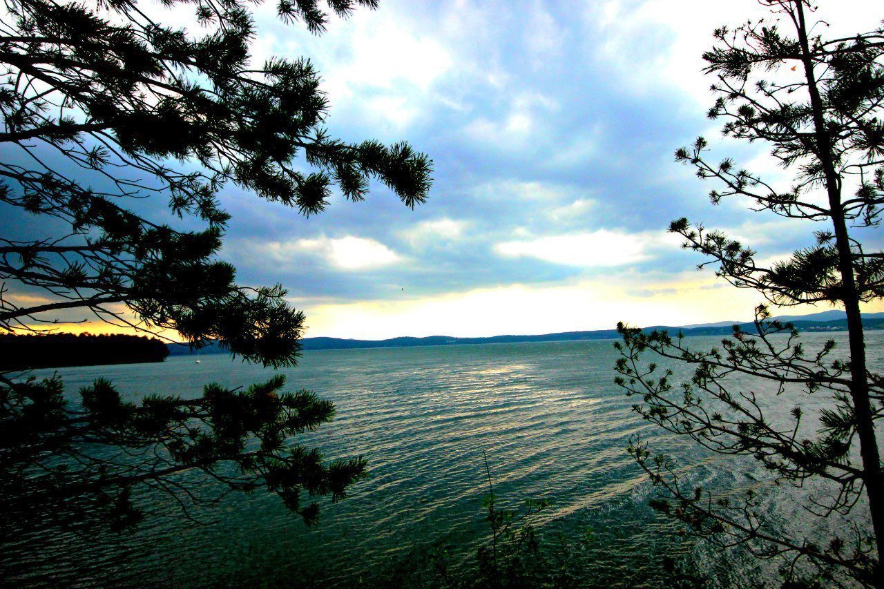 Остров веры на озере Тургояк (Миасс)