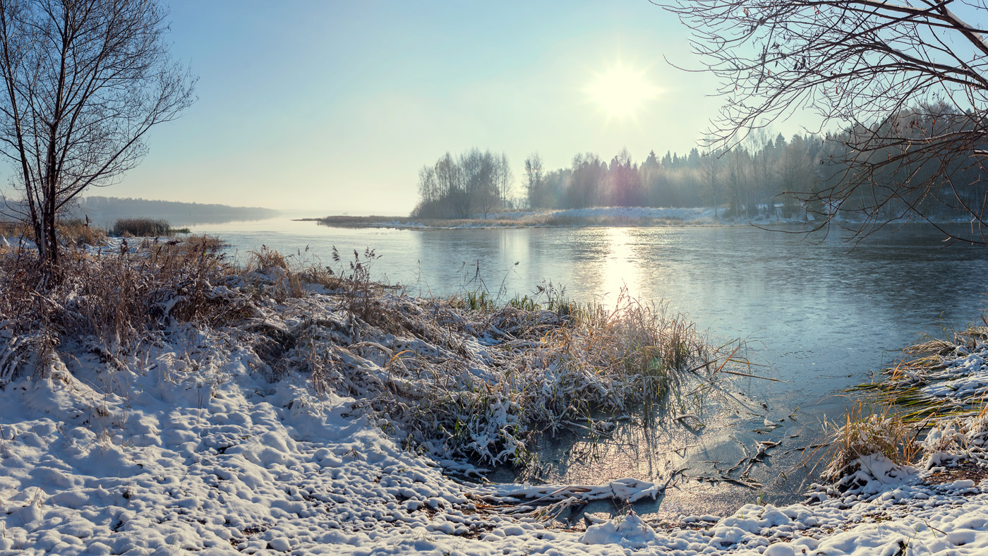 Зимняя река Волга