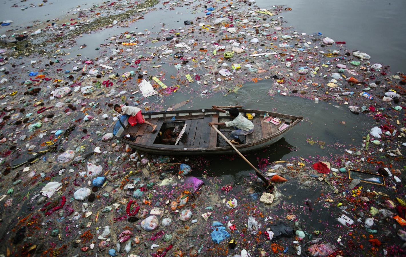 Загрязнение человеком рек