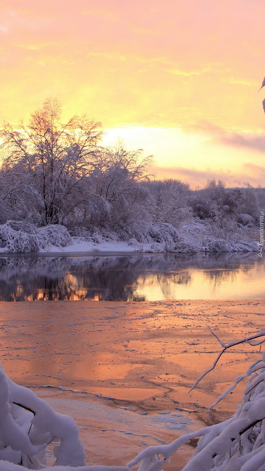 зима закат река