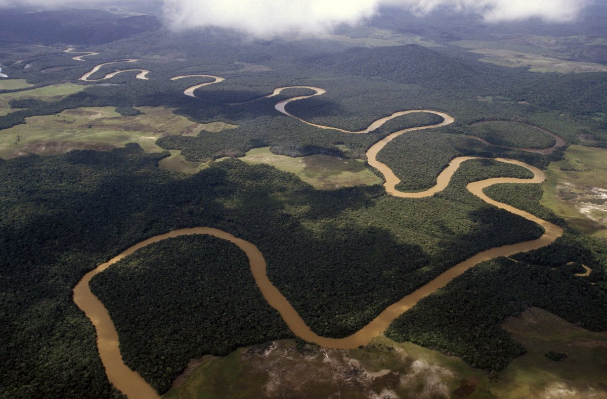 Амазонка полноводна круглый год