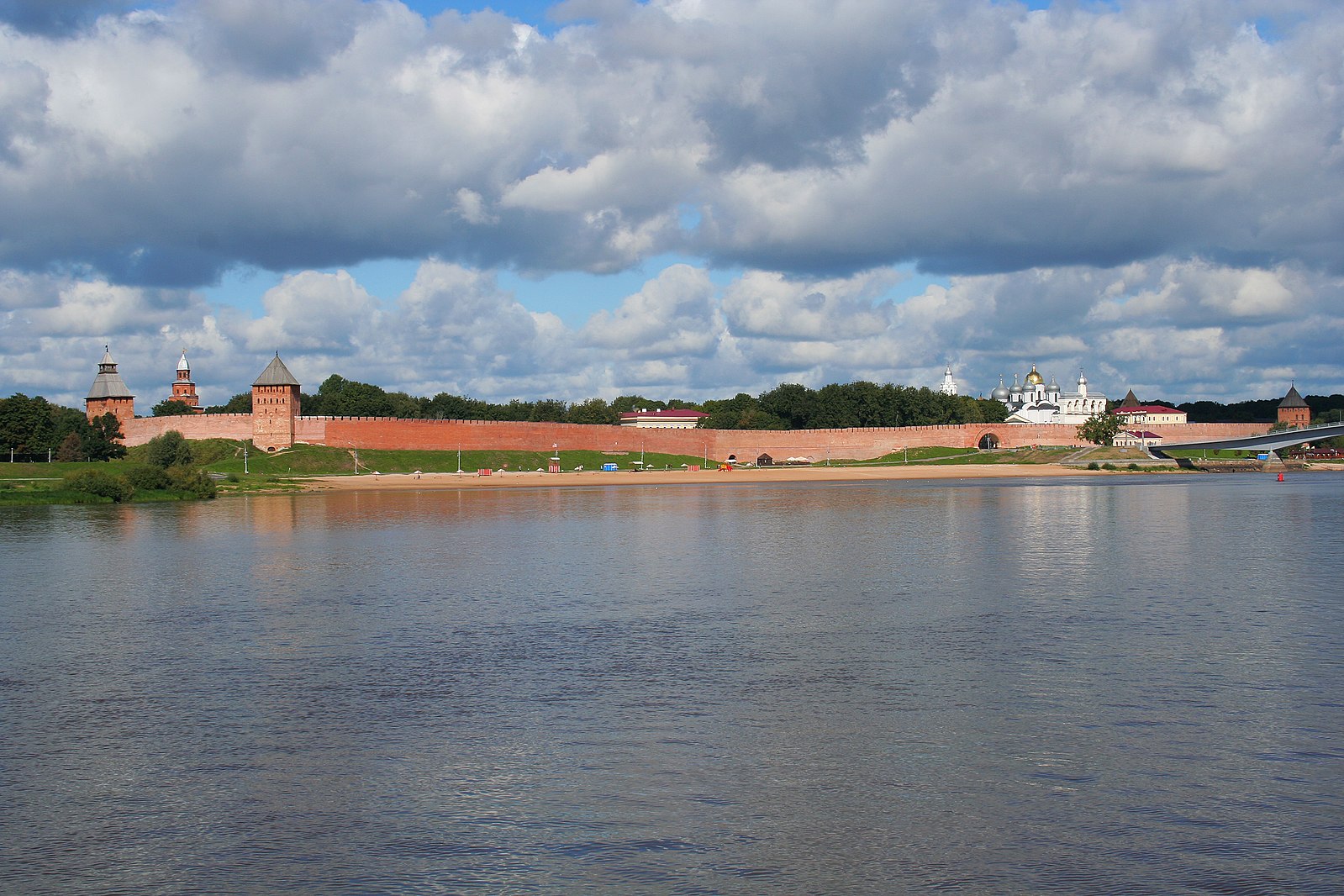 Новгородский Детинец Великий Новгород вид с реки