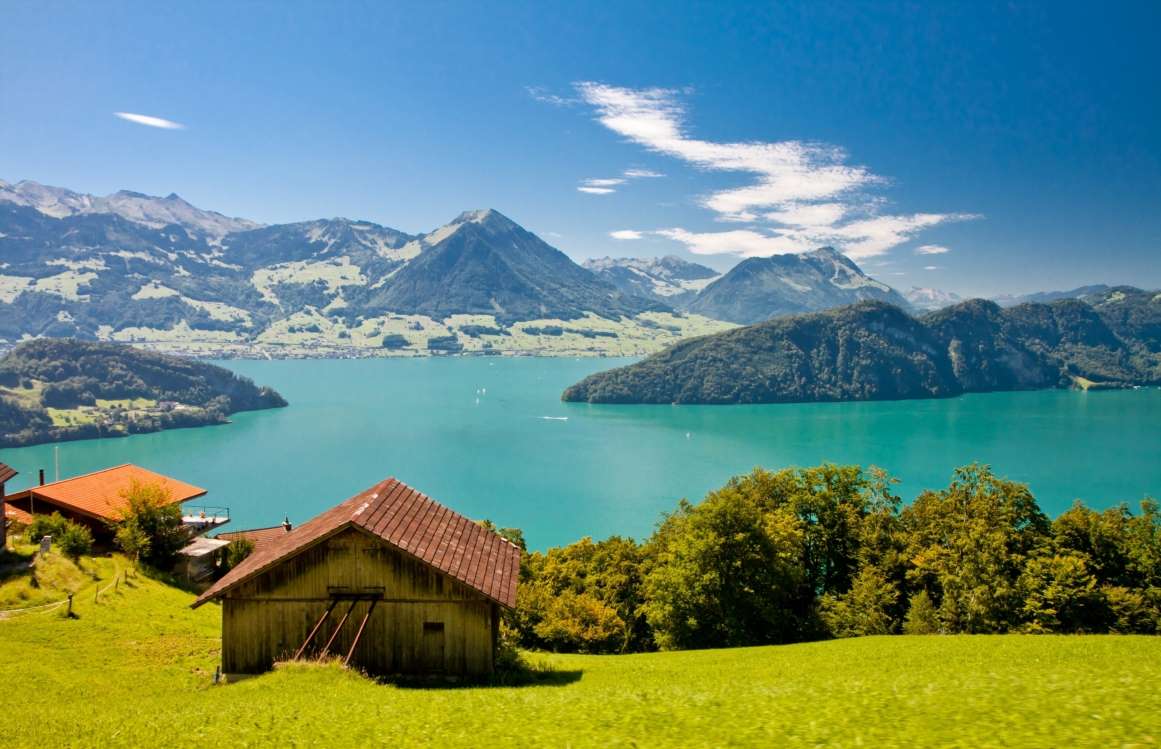 Швейцария у озера