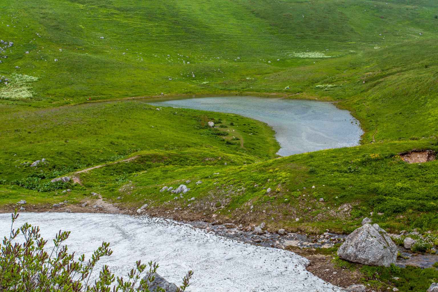 Горное озеро Псенодах