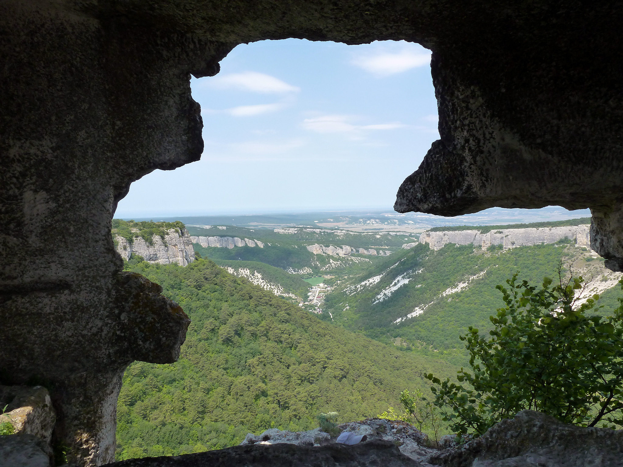 Мангупская карстовая пещера