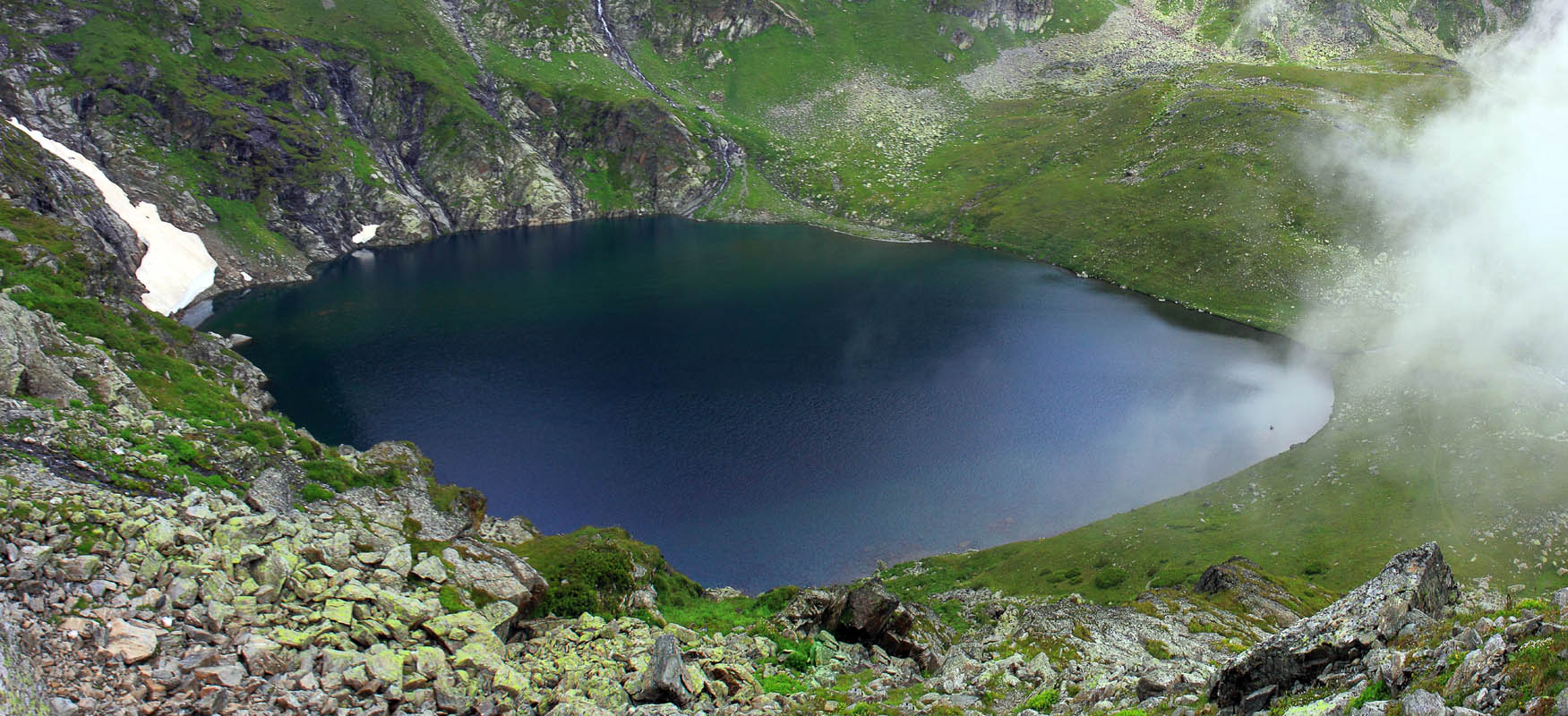 Бездонное озеро Архыз фото