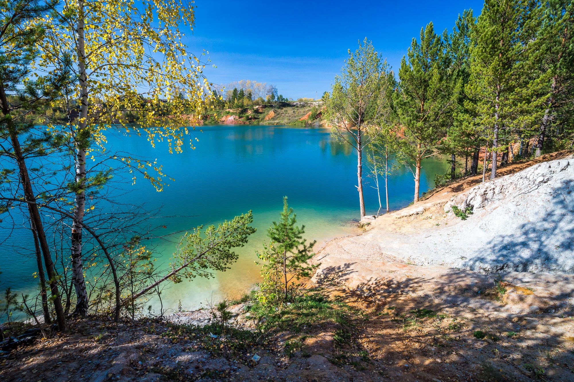 голубое озеро цвелодубово