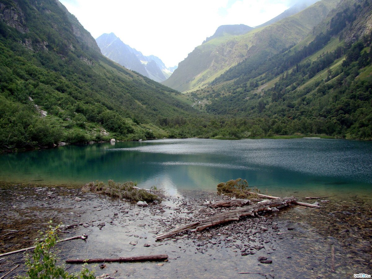 Озеро коз в Южной Осетии