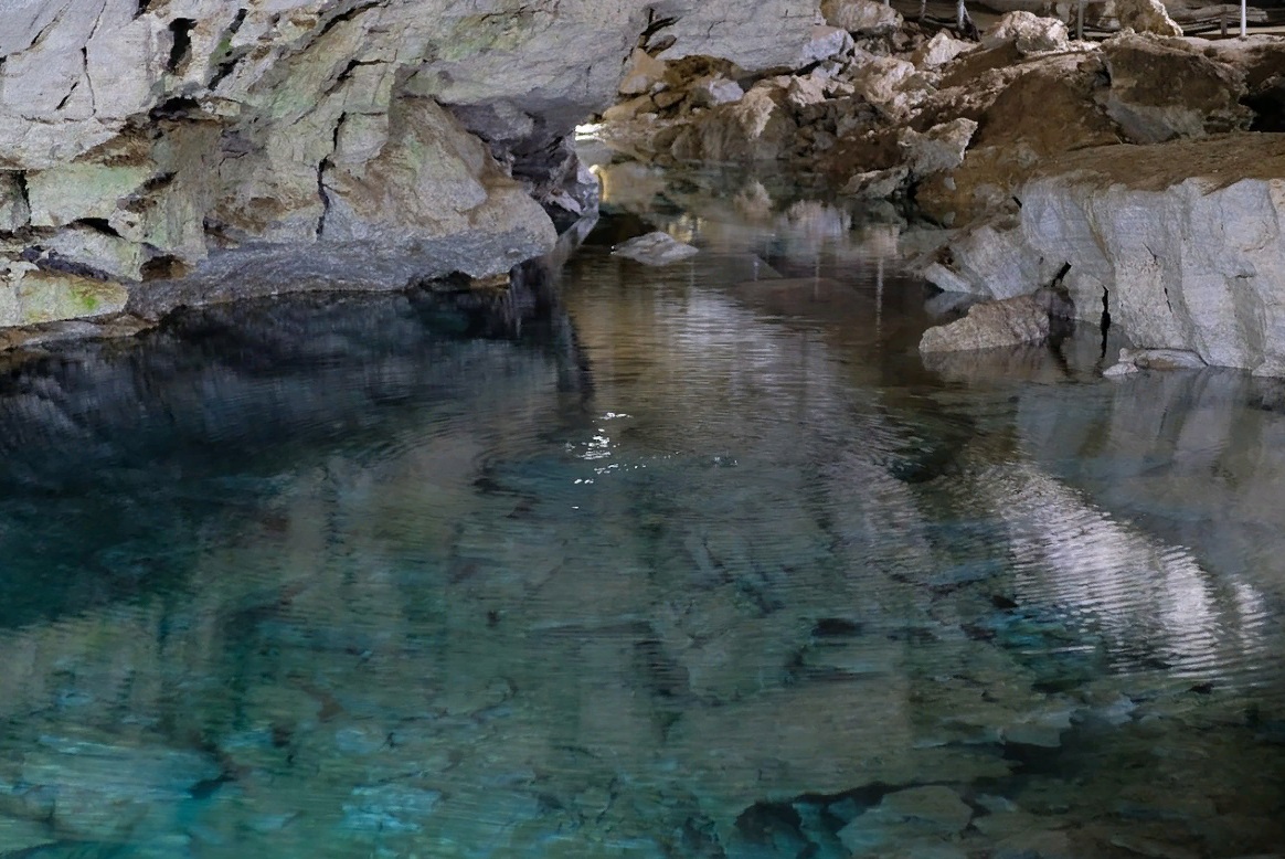 Подземное озеро в туркмении бахарден