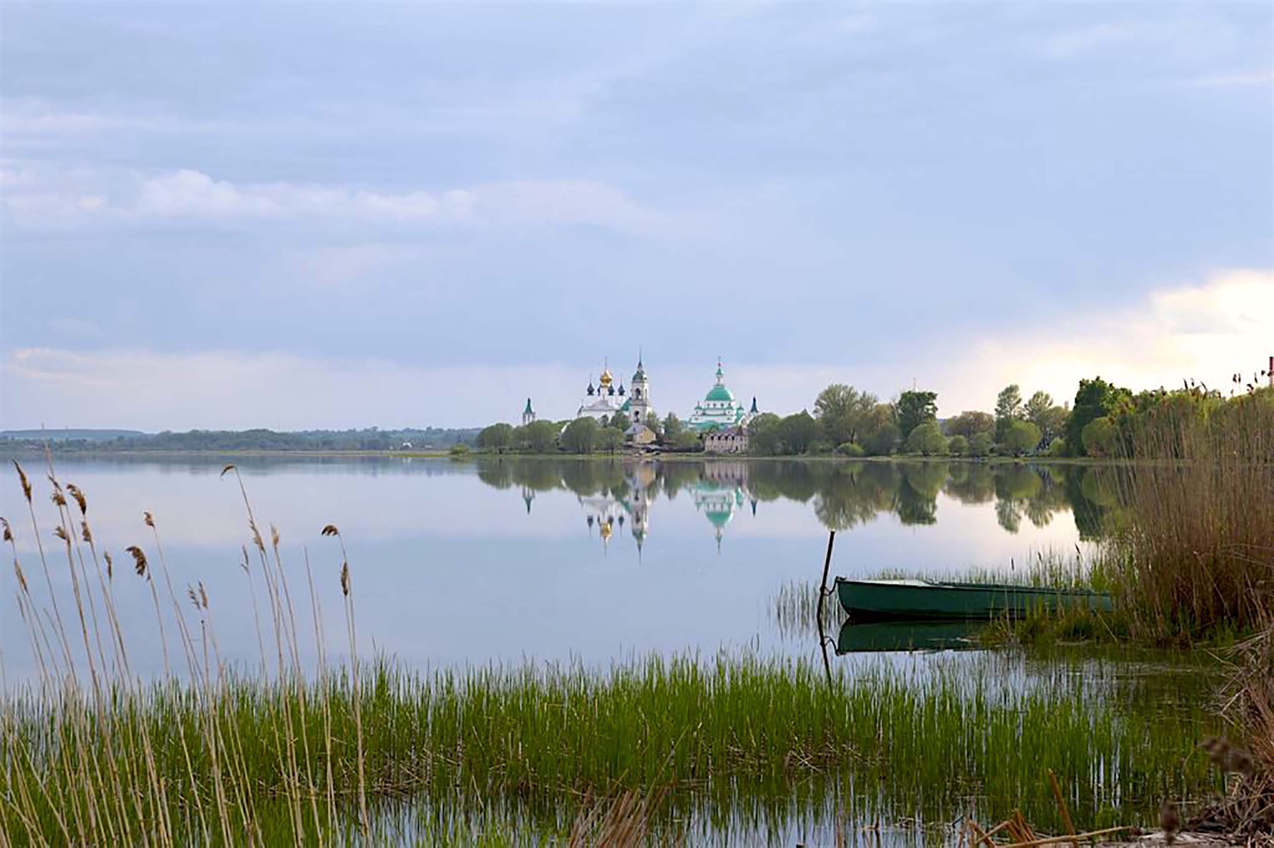 Остров Львовский озеро Неро
