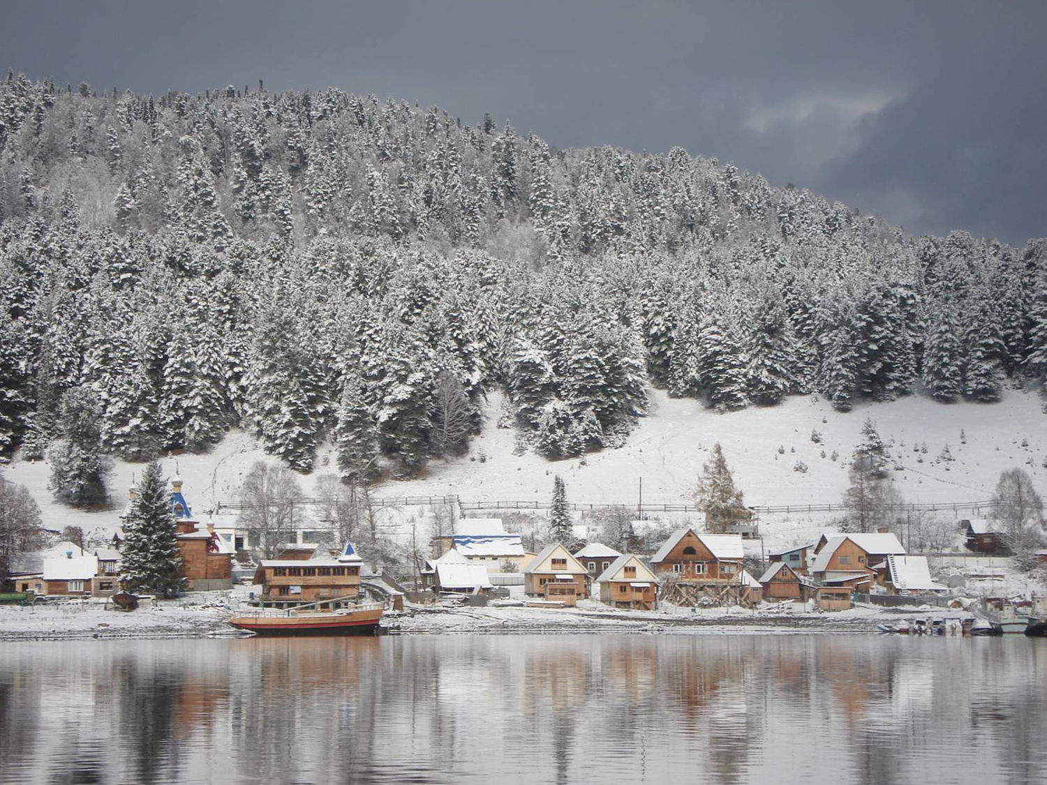 Зима на телецком озере