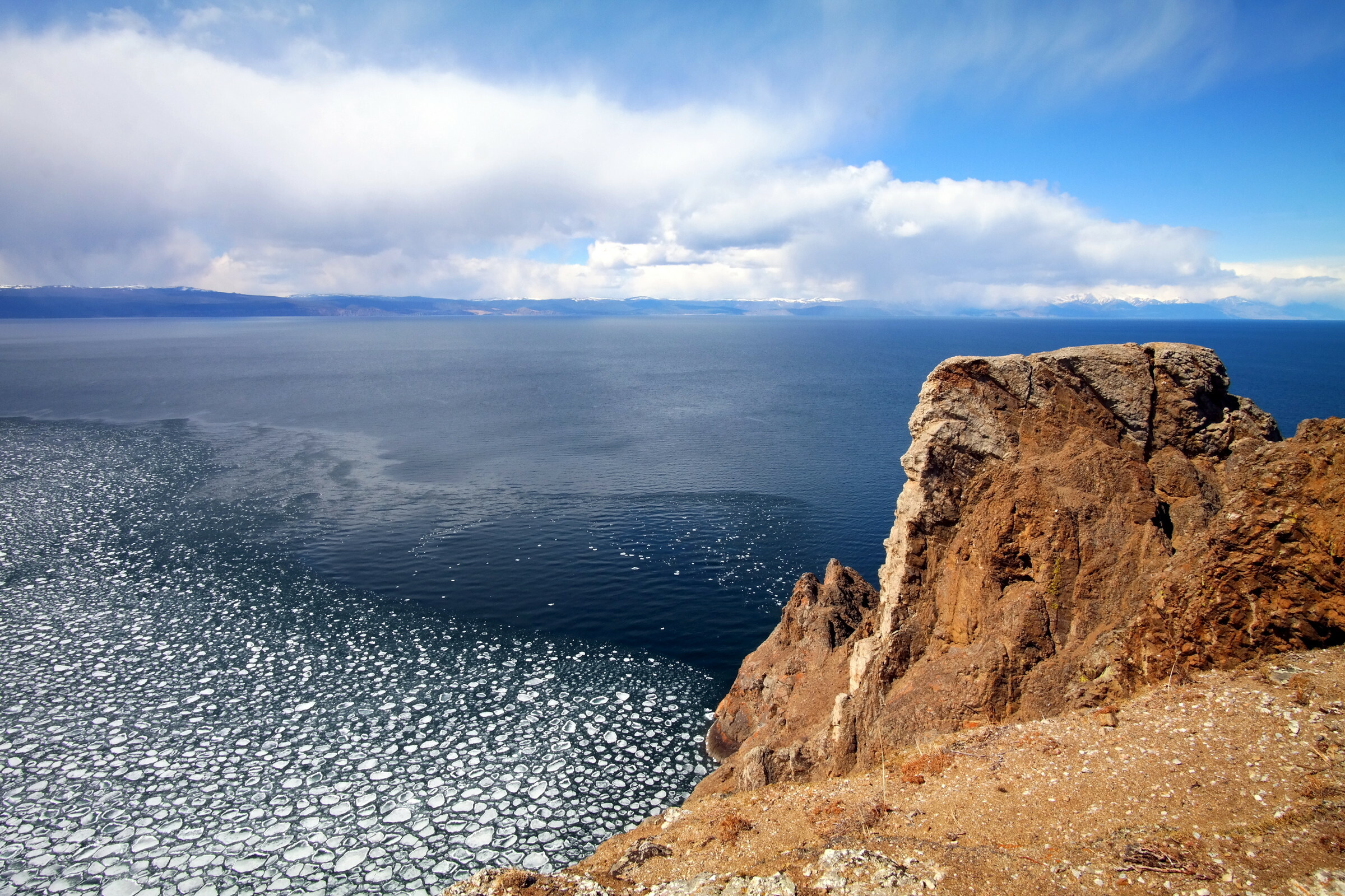 Озёрная котловина озера Байкал