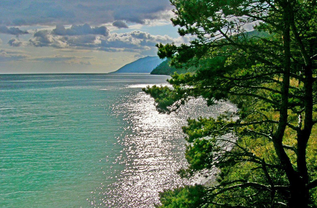 Озеро Байкал-славное озеро 