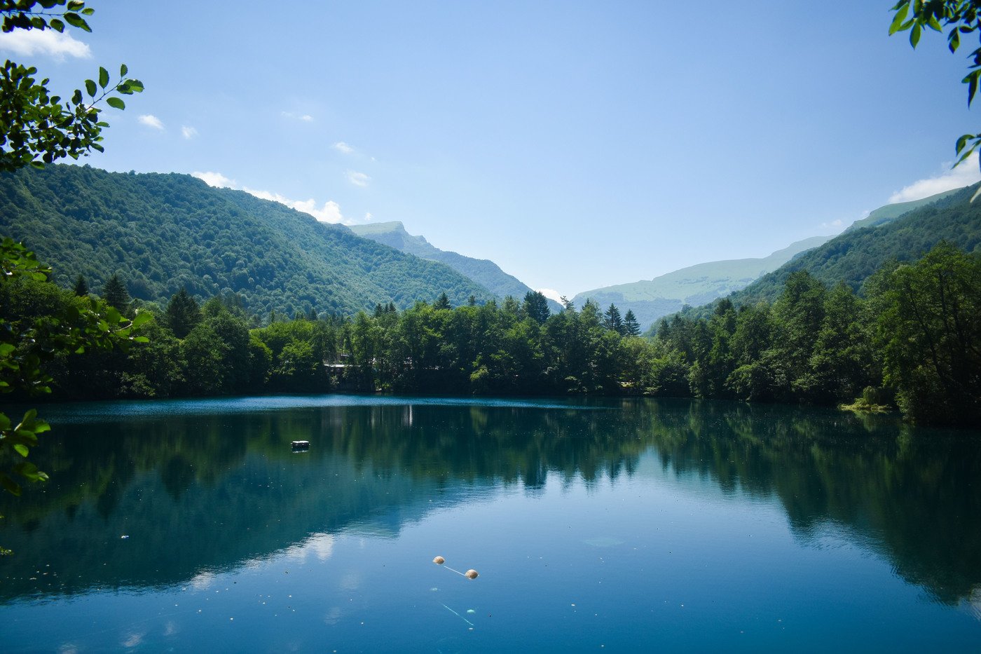Озеро церик кель. Озеро Церик Кель Кабардино-Балкария. Голубое озеро «Черек-кёль&. Голубое озеро Церик-Кель.