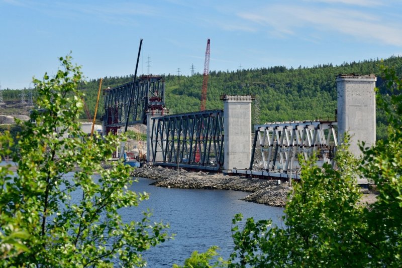 Новый мост через Тулому фото