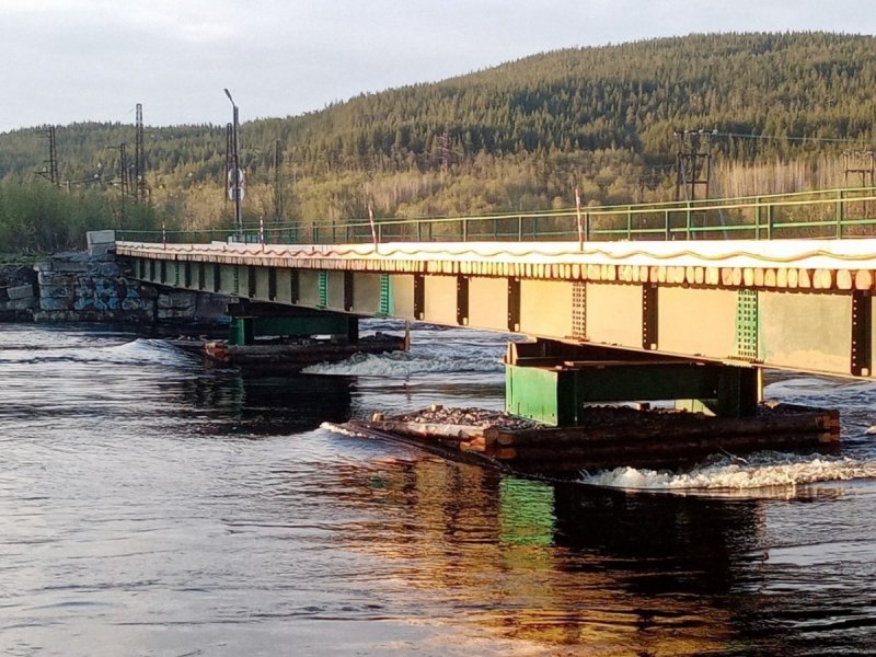 Железнодорожный мост Мурманск