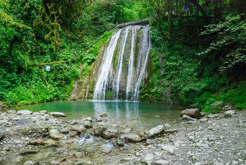 Долина реки Шахе 33 водопада