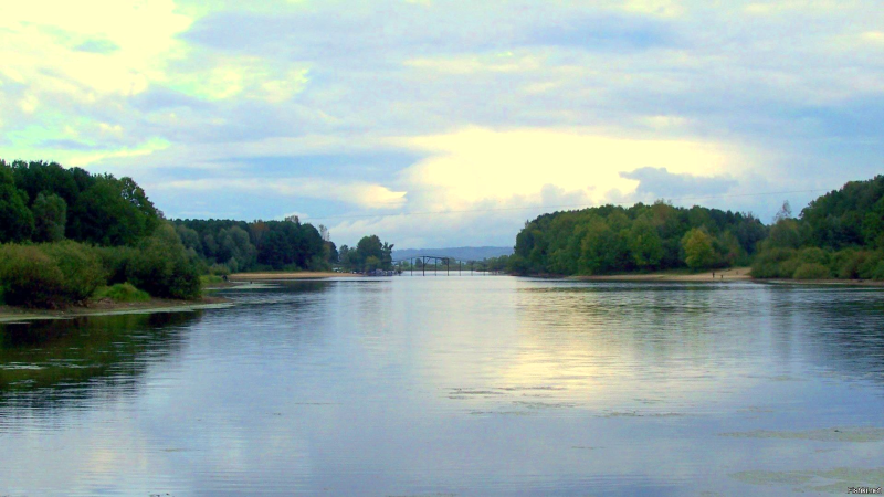 Воронка в реке Илеть
