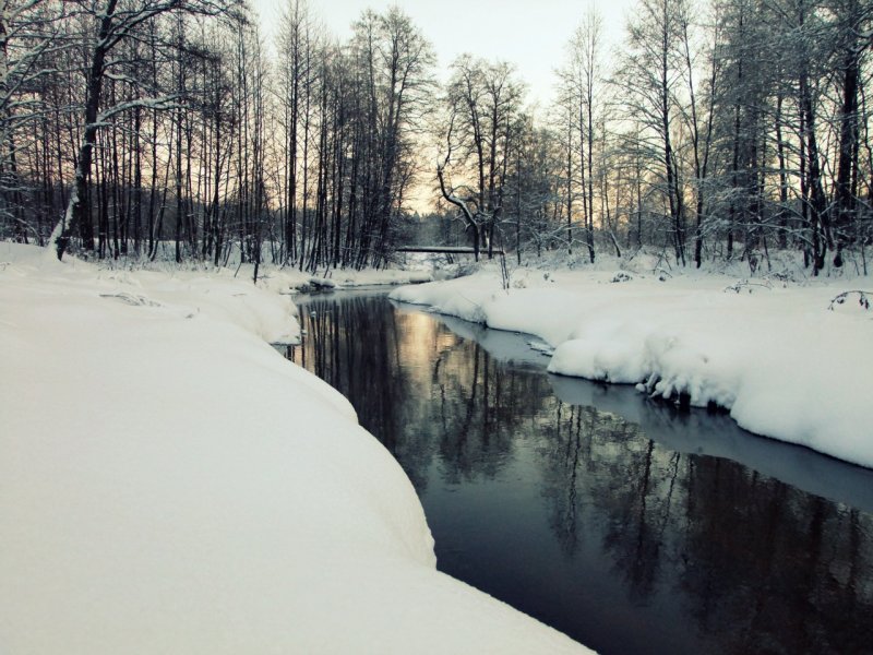 Зима река
