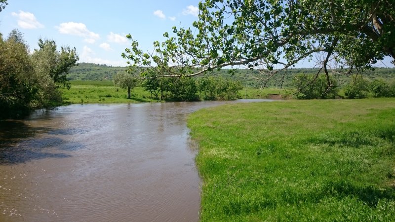 Река Миус в Матвеево Кургане