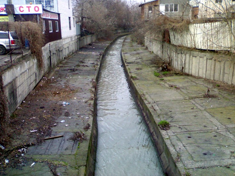 Речка Почайна в Нижнем Новгороде
