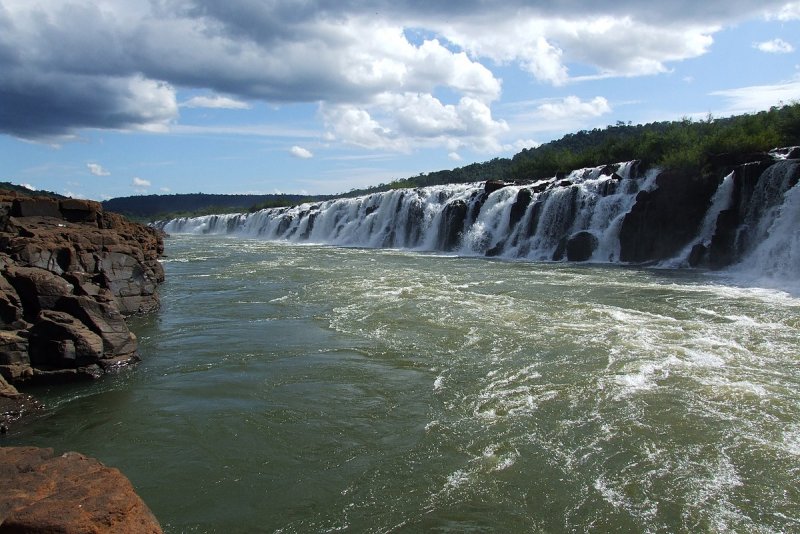 Мокона водопад