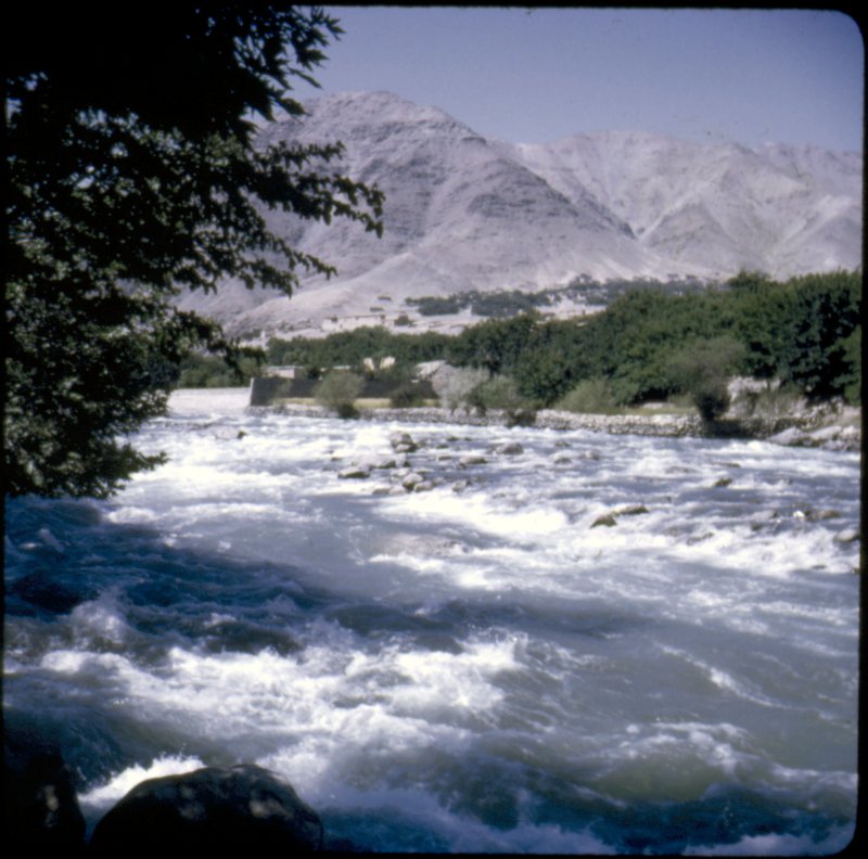 Плотина на реке Кабул