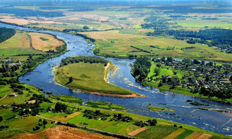 Западная Двина река острова