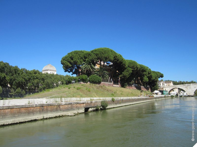 Река Тибр в древнем Риме