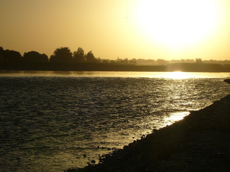 Река Тарим Дельта
