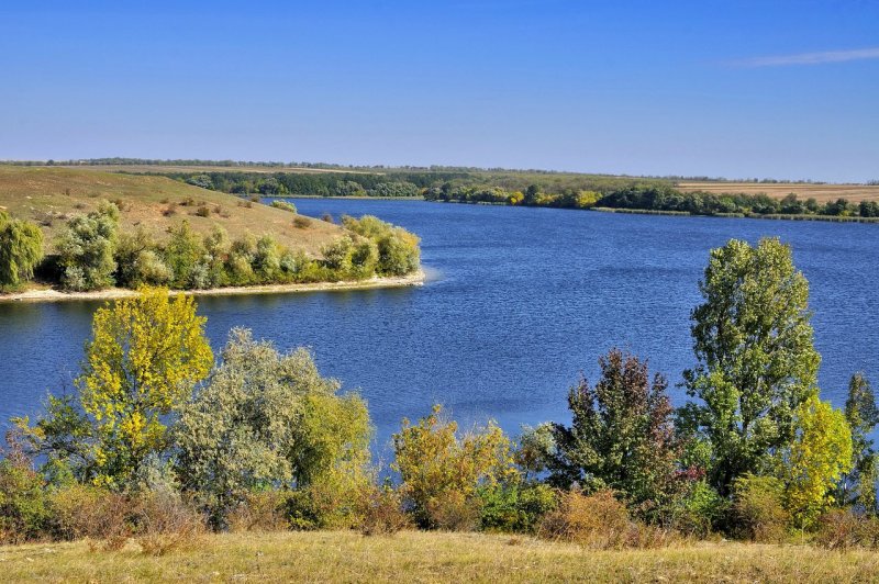 Река горькая красного цвета в Ставропольском крае