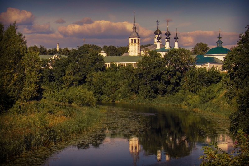 Новодворский монастырь на реке рата