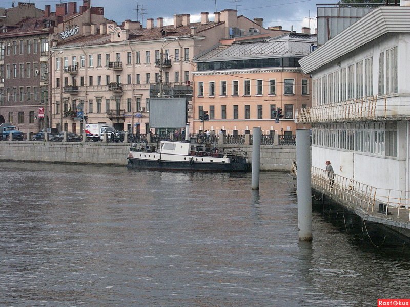 Ждановский мост в Санкт-Петербурге