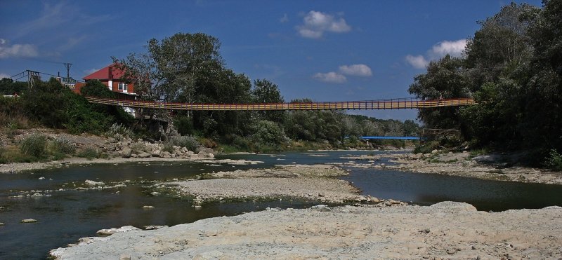Висячий мост через Псекупс