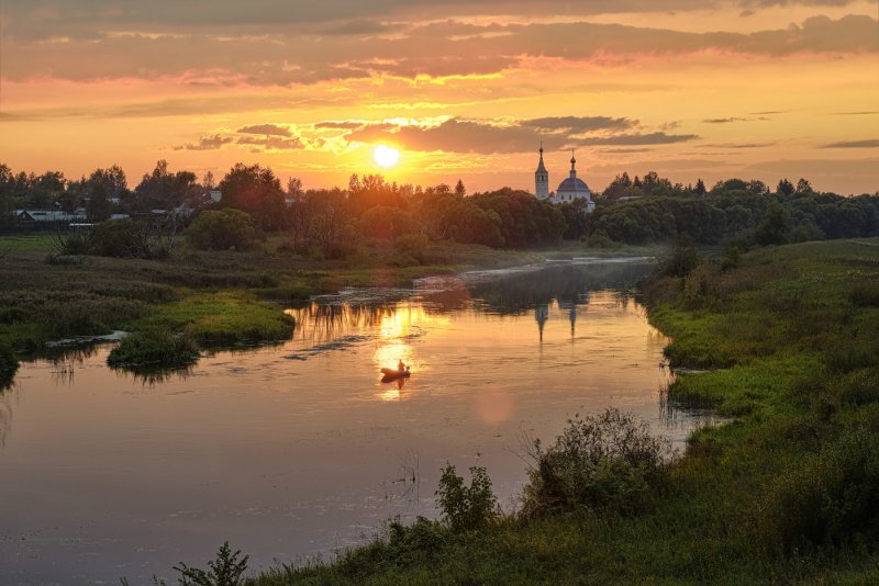 Село Церковь река Клязьма лето