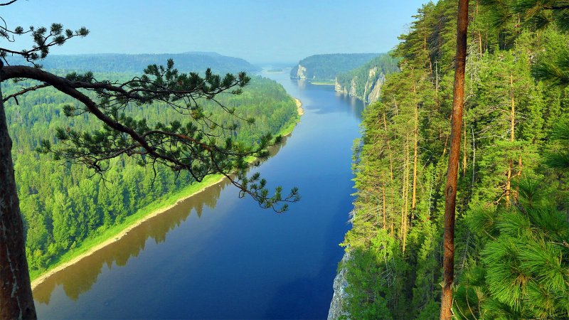 Река Волга в тайге