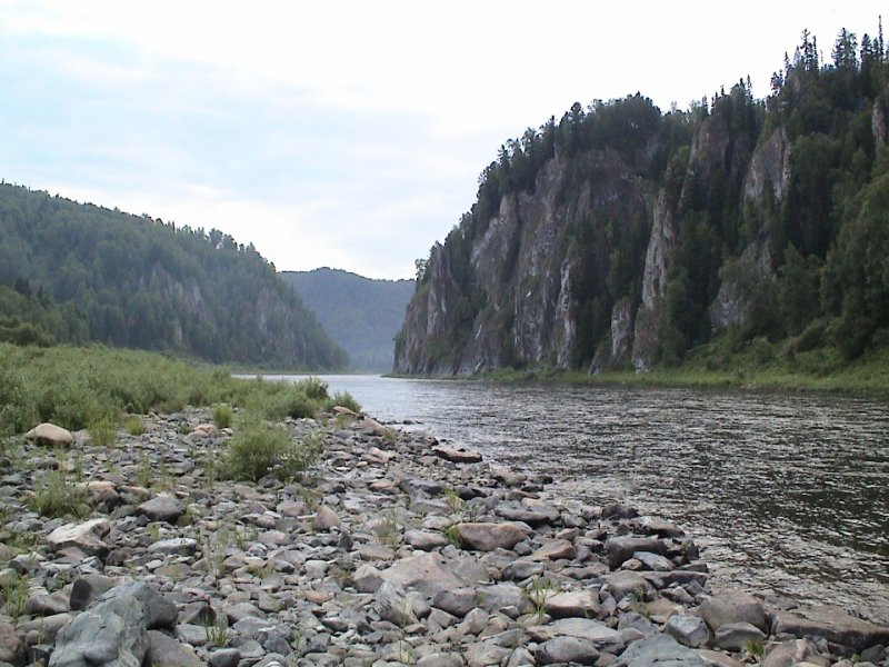 Река кия скала