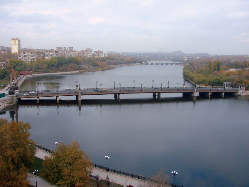 Река Кальмиус в Донецке