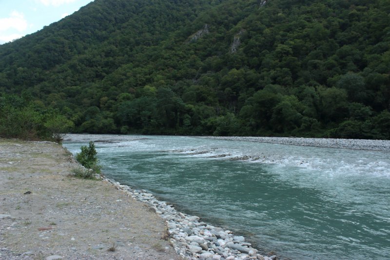 Река Бзыбь Абхазия впадает в море