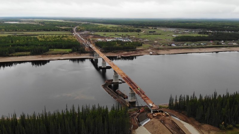 Новый мост в Якутии через Марху