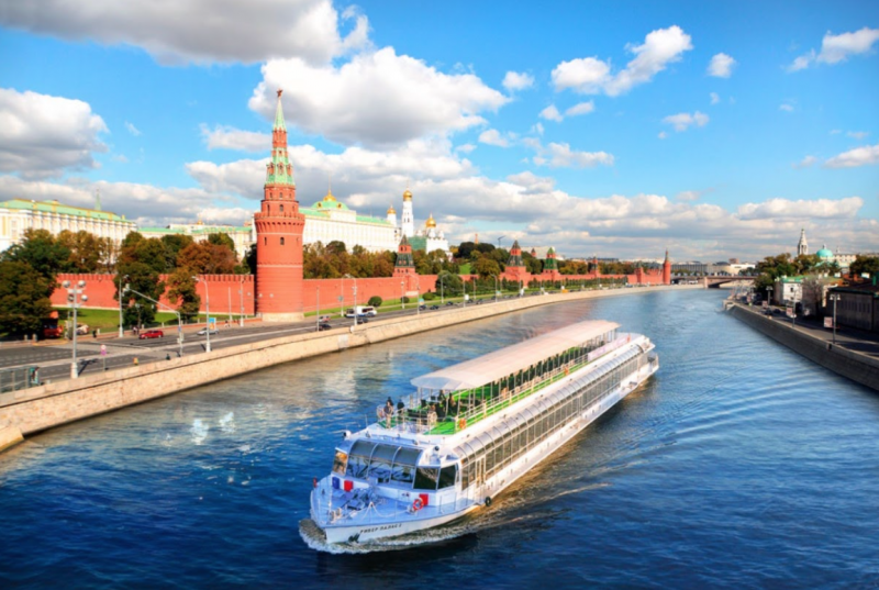 Radisson корабль Москва-река