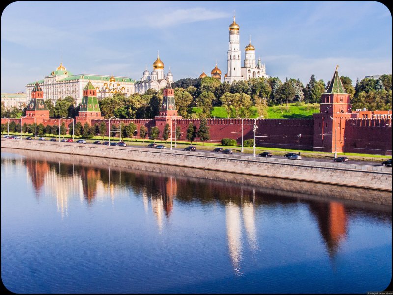Москва набережная Москва река 2021