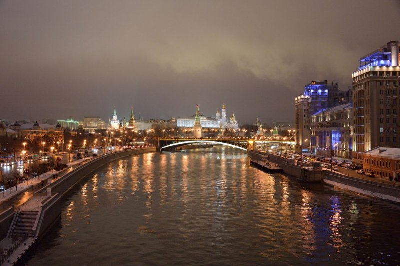 Зимний мост Александра Невского