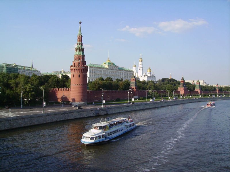 Институт Москва река