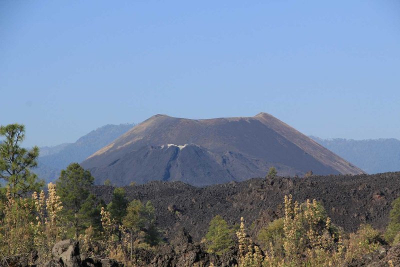 Мексиканский вулкан Парикутин