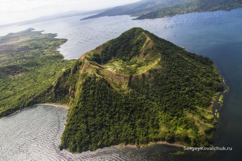 Вулкан Тааль Филиппины