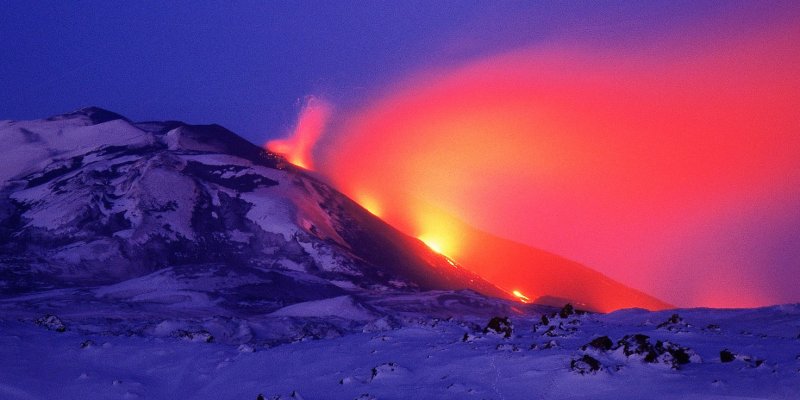 Извержение вулкана на курорте 2021 года